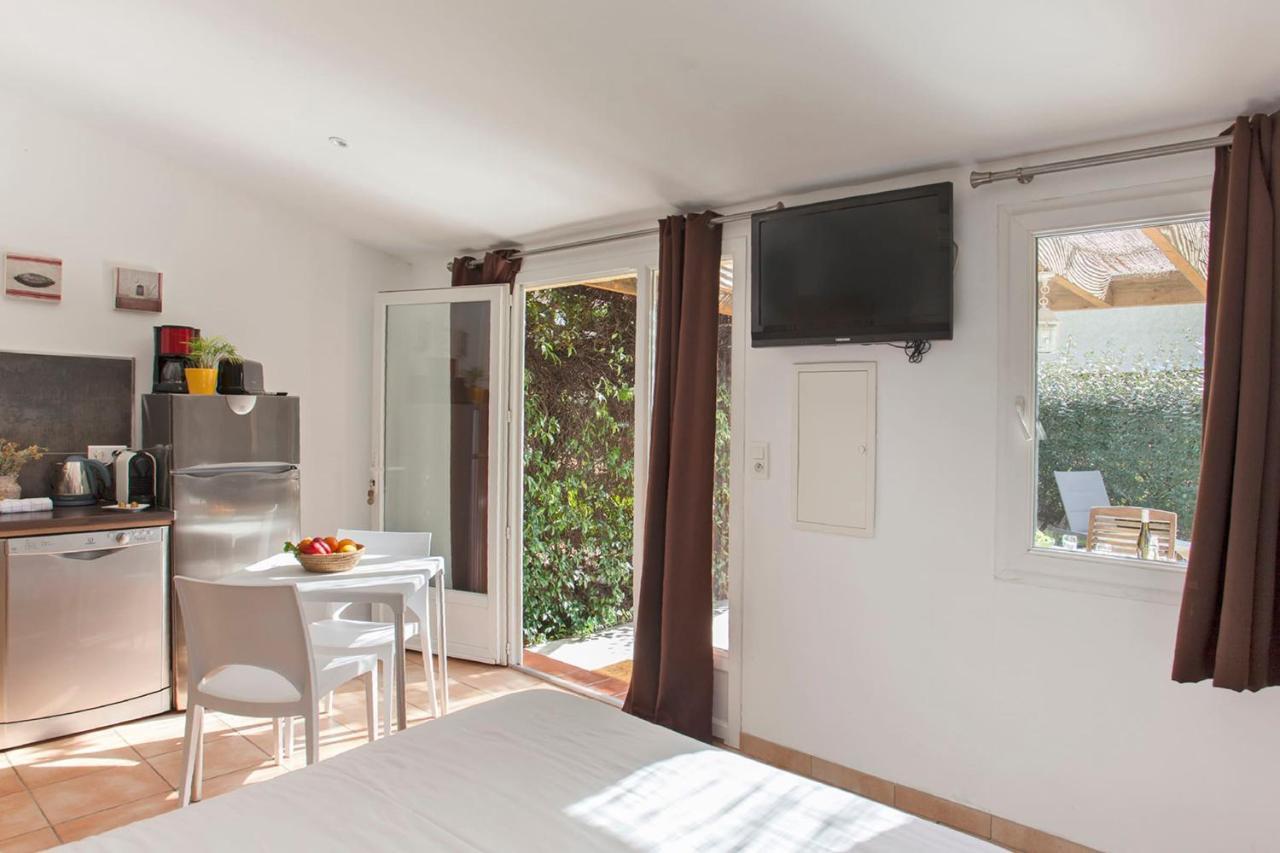 Villa Amarylis A Calvi Location 2 Pers Avec Clim Jardin Piscine Et Barbecue Exterior foto